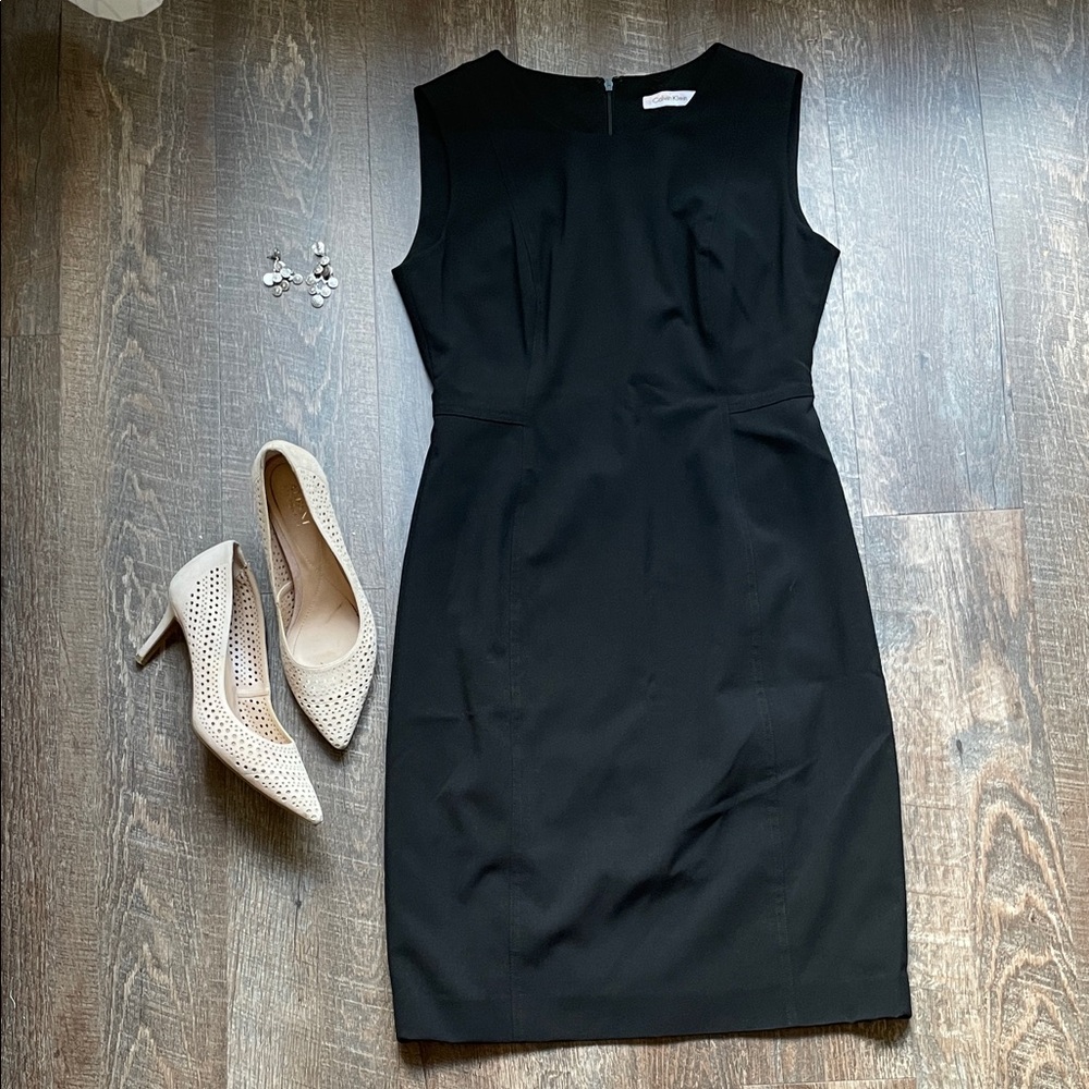 Calvin Klein Black Sleeveless Sheath Dress